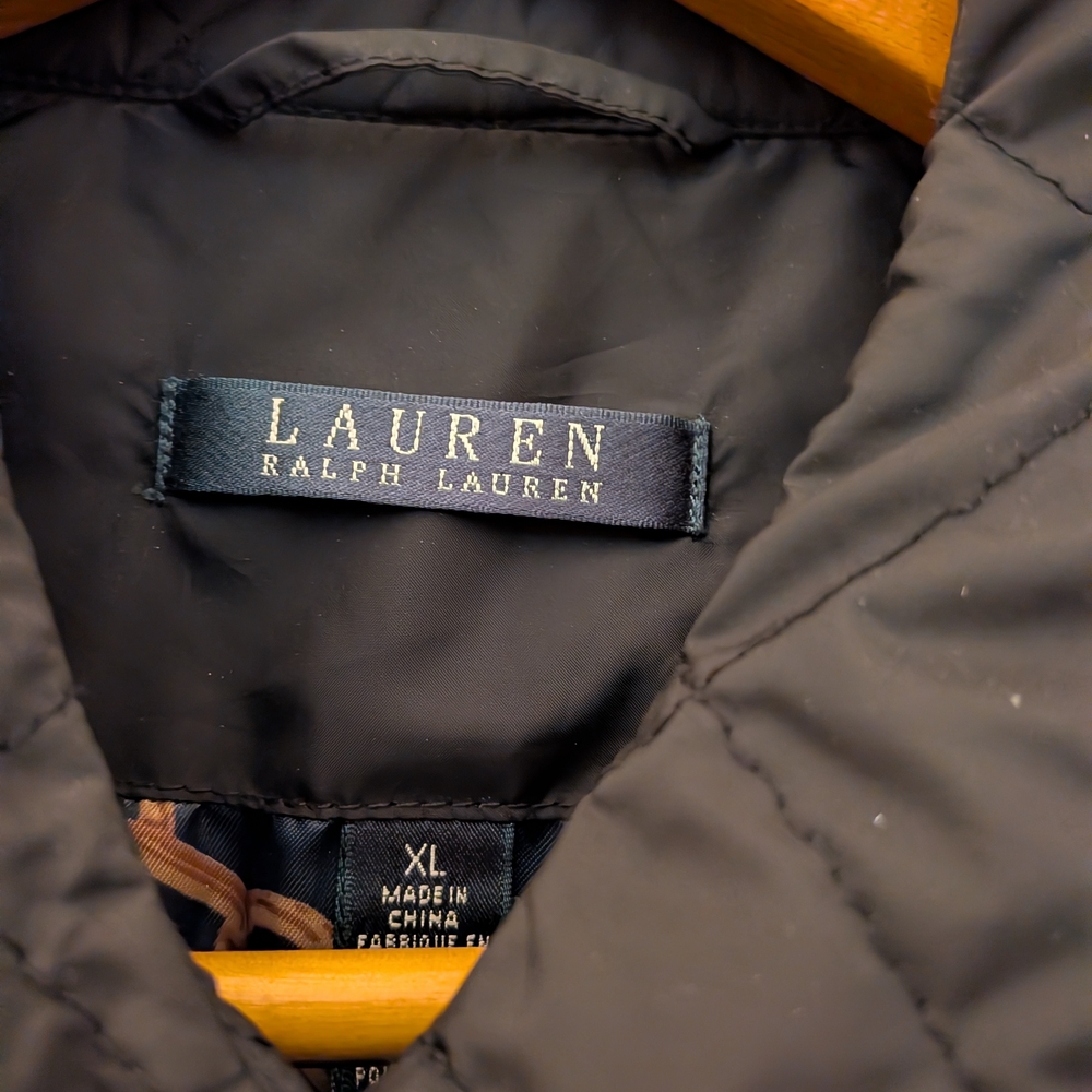 LAUREN Ralph Lauren Quilted Jacket with Gold Buttons | XL - Picture 4 of 9